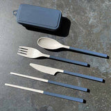 סט סכו''ם רב פעמי מתקפל כחול