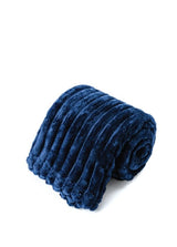 שמיכת פסים פלנאל מפנקת