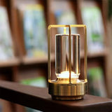 מנורה שולחנית נטענת יוקרתית 3 מצבי תאורה הדמייה