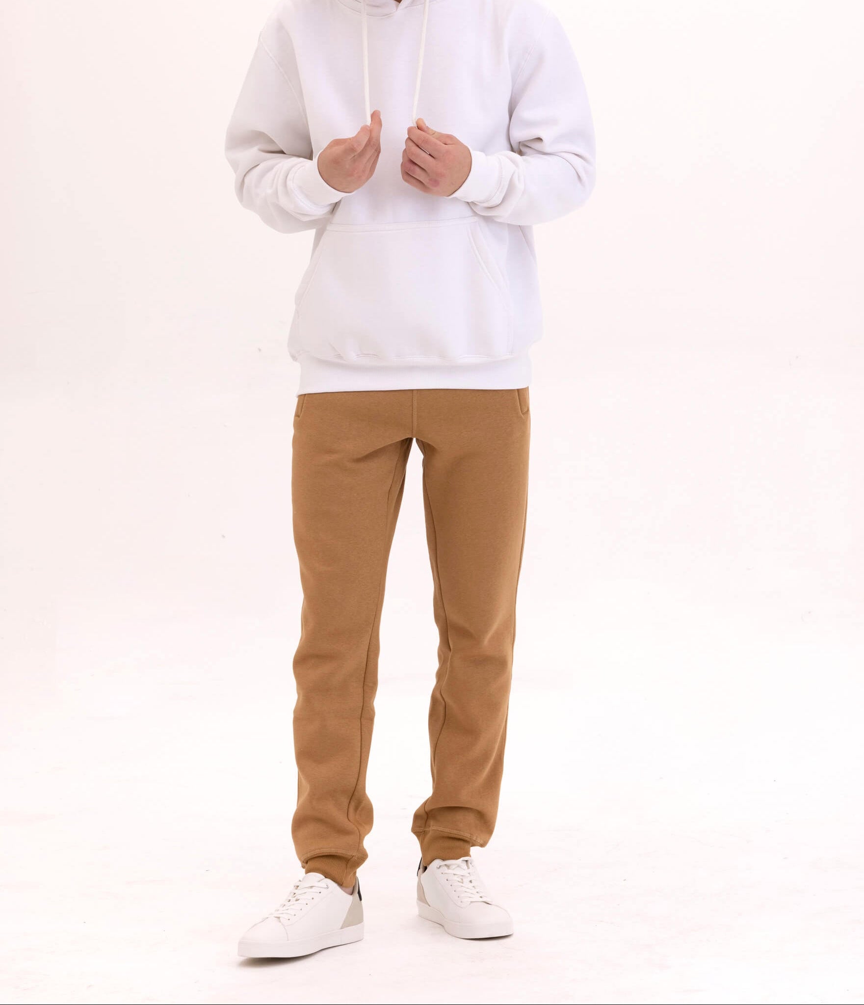 קפוצון גבר ממותג