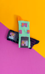 גרביים סרוגות ממותגות בעיצוב אישי - crew socks