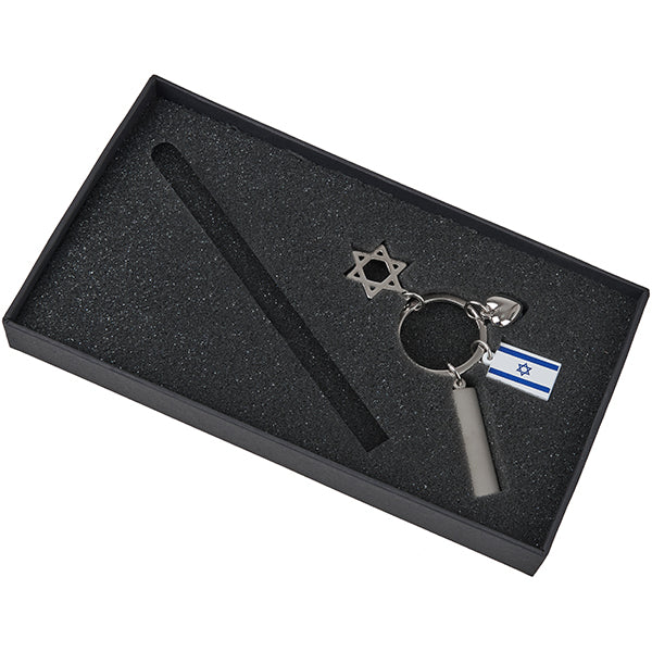 מארז מחזיק מפתחות לב + מגן דוד + דגל ישראל + לוחית + מקום לעט