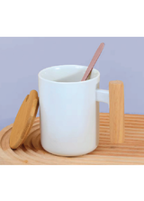 ספל פורצלן בגימור במבוק עם מכסה וכפית הדמייה 