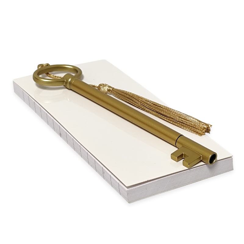 סט פנקס ועט בצורת מפתח הדמייה