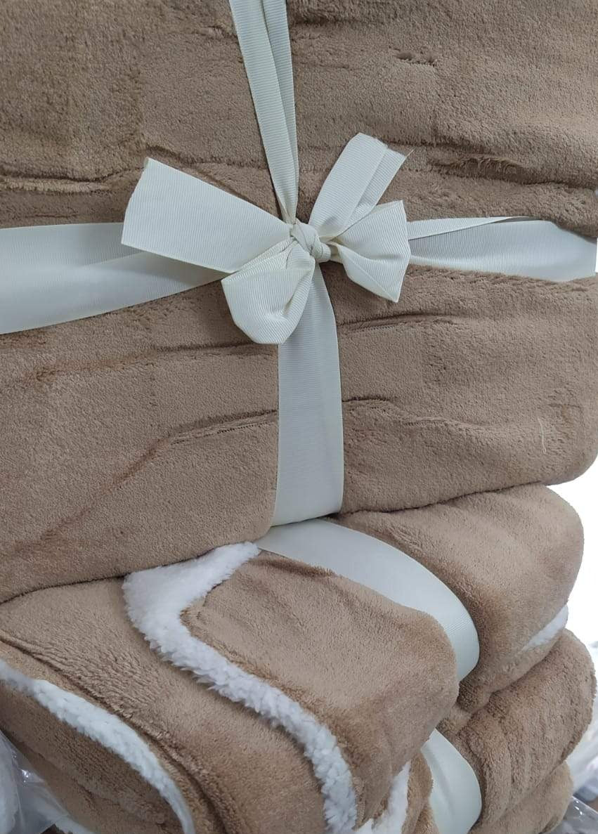 שמיכת פליז כבש קאמל